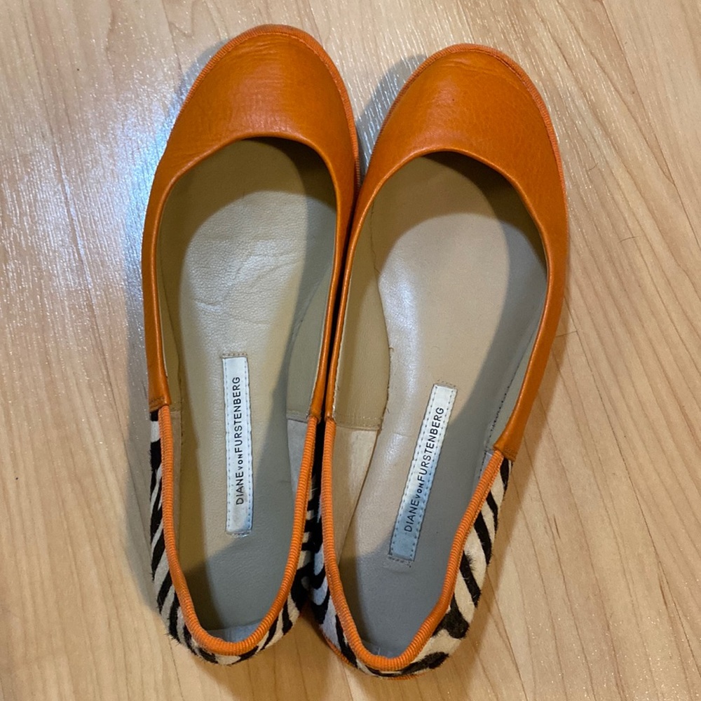 DIANE vonFURSTENBERG slip ons